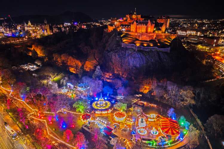 Edinburgh's Christmas Market (photo by Craig Duncan)