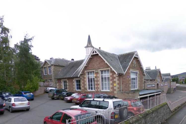 Knowepark Primary School