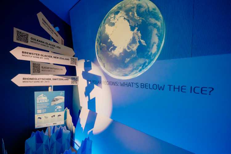 The 'Goodbye Glaciers!?' exhibition (photo by Haicoo Photography)