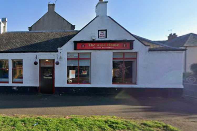 Auld Hoose Chinese Restaurant in Musselburgh has lost its licence to serve alcohol