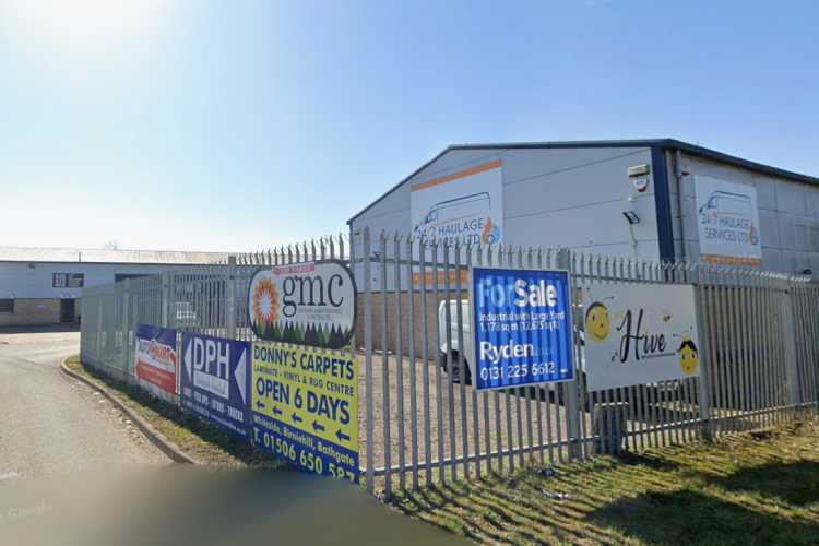 The clinic will open in what is currently a disused haulage company office at Standhill. The industrial estate also houses a gym and a soft play centre as well as a carpet retailer. Copyright Google Images, PERMISSION FOR USE FOR ALL LDR PARTNERS